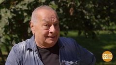 Левон Оганезов чистит картошку. Доброе утро. Фрагмент выпуска от 18.09.2020