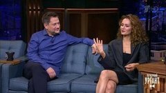 Актриса Виктория Исакова и режиссер Евгений Писарев о спектакле «Ложные признания». Вечерний Ургант. Фрагмент выпуска от 22.09.2020