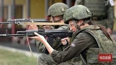 РВВДКУ. Девушки-десантницы. Часовой