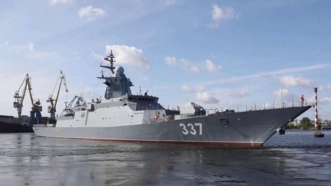 В состав Военно-морского флота России торжественно принят корвет «Гремящий»