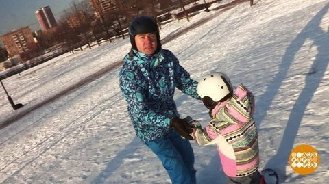 Ребенок и сноуборд. Пора на склон! Доброе утро. Фрагмент