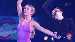 Александра Степанова, Иван Букин, Наталья Подольская и Владимир Пресняков — «Почему небо плачет». Праздничное шоу «Ледниковый период»