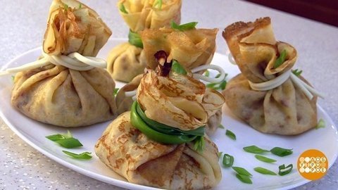 Готовим жульен в блинах. Доброе утро. Фрагмент