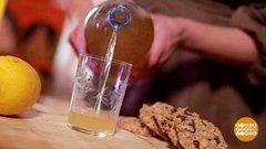 С днем рождения, газировка! Доброе утро. Суббота. Фрагмент