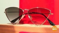 Глаза против солнца: победа по очкам. Доброе утро. Фрагмент