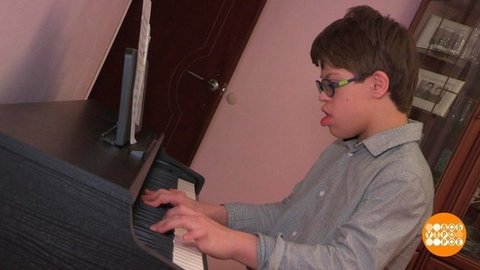 Удивительные мальчики. Доброе утро. Фрагмент