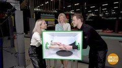 Виктория Синицина и Никита Кацалапов щупают… Доброе утро. Фрагмент