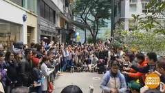 В мире. Международный день друзей. Доброе утро. Фрагмент