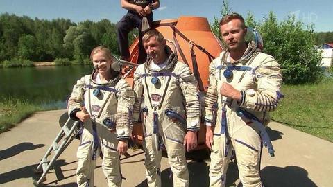 Новые испытания ради искусства преодолевают актриса Юлия Пересильд и режиссер Клим Шипенко
