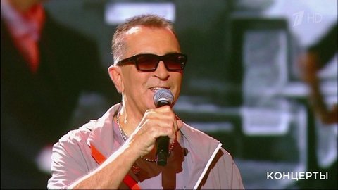 Александр Буйнов – «Падают листья». Хиты «Русского радио». Фрагмент