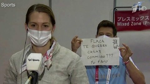 На Олимпиаде в Токио аргентинская саблистка получила предложение руки и сердца в прямом эфире
