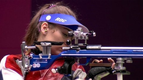 Олимпийские медали завоевали российские стрелки, в финал вышли саблистки, в плей-офф — волейболистки