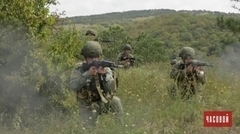 Курсанты-десантники. Полевой экзамен. Часовой