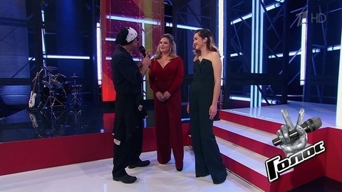 Карина Купер и Елизавета Шарипова перед Поединком. Голос 10. Фрагмент выпуска от 26.11.2021