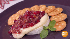 Запеченный сыр с кисло-сладким соусом. Доброе утро. Фрагмент