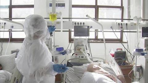 Ежедневный прирост заболевших COVID-19 за неделю в России удвоился