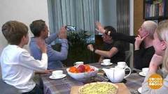 На старт... Внимание... Обнимашки! Доброе утро. Фрагмент