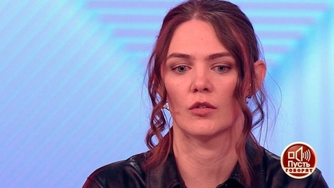 «Мама считает, что мы хуже Иуды», – оставшаяся в секте мать отказывается общаться со сбежавшими детьми. Пусть говорят. Фрагмент