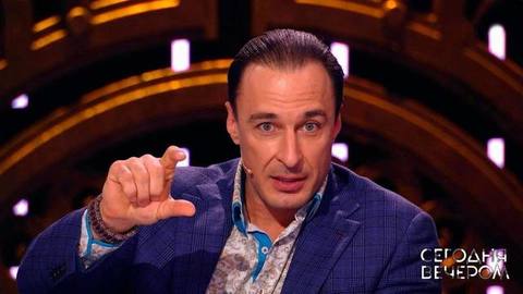 «Бобслей похож на армрестлинг», — Алексей Воевода рассказал, как из армрестлеров получаются бобслеисты. Сегодня вечером. Фрагмент