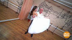 Как носить женщин на руках без вреда для здоровья. Доброе утро. Фрагмент