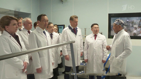 Глава Минздрава призвал ревакцинироваться, не дожидаясь новой волны COVID-19