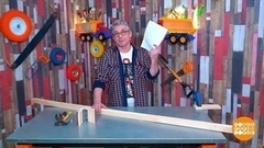 Держатель для наждачной бумаги. Доброе утро. Фрагмент