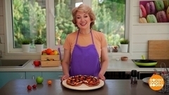 Пирог с ягодами и фруктами от Марии Суровой. Доброе утро. Суббота. Фрагмент