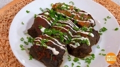 Голубцы в листьях лопуха. Доброе утро. Фрагмент