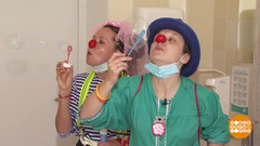 Пришли в больницу... клоуны. Доброе утро. Фрагмент