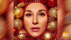 Фотосессия с елочными игрушками. Доброе утро. Фрагмент