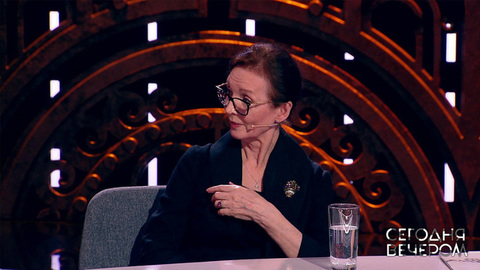 «В меня невозможно было не влюбиться!» — Светлана Самсонова рассказала о работе с Пьером Карденом. Сегодня вечером. Фрагмент выпуска от 04.03.2023