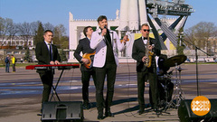 Дмитрий Серегин и ретро-бэнд. Доброе утро. Суббота. Фрагмент