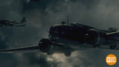 Легендарное кино в День Победы: «Крылья над Берлином» и «В бой идут одни "старики"». Праздничный канал. Фрагмент