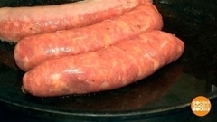 Колбаски для жарки: какие порадуют? Доброе утро. Фрагмент