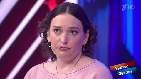 «А если вам доставщик пиццы такое сморозит?» — Александр Гордон в шоке от слов матери. Мужское / Женское. Фрагмент