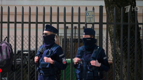 В МИД РФ выразили решительный протест Польше в связи с задержанием гражданина России