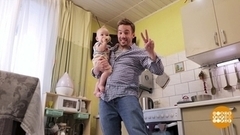 Папа вам не мама: готовим завтрак без жертв и разрушений. Доброе утро. Суббота. Фрагмент