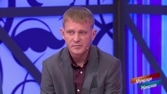 «Ты что несешь, рыжая бестия?» Зять героини набросился на управдома. Мужское / Женское. Фрагмент