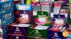 Покупаем хлопушки и бенгальские огни. Доброе утро. Фрагмент