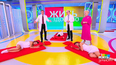 Три вещи, которые нужно попробовать в постели. Жить здорово! Анонс