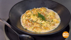 Жарим пельмени с плавленым сыром. Доброе утро. Фрагмент