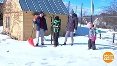 Весна. Пора на дачу, с лопатой... Доброе утро. Фрагмент