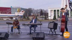 Трио Олега Аккуратова — к 60-летию фильма «Я шагаю по Москве». Доброе утро. Фрагмент