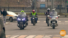 Берегись мотоцикла! Берегись, мотоциклист! Доброе утро. Фрагмент