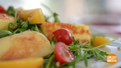 Салат с жареным сыром от Марии Суровой. Доброе утро. Фрагмент