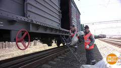 Паводок. Помощь спешит на поезде. Доброе утро. Фрагмент