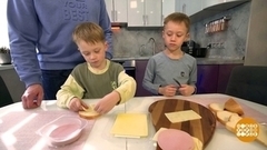 Папа вам не мама: дети спешат на помощь! Доброе утро. Суббота. Фрагмент