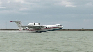 В Ростовской области прошли противопожарные тренировки самолетов-амфибий Бе-200