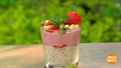 Смузи с клубникой и чиа. Доброе утро. Фрагмент