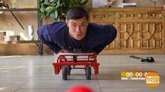 Санки на колесах? Артуру Далалояну не слабо! Доброе утро. Суббота. Фрагмент